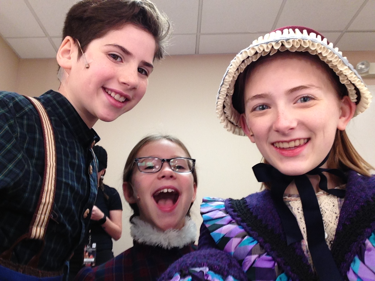 Sophomore Emma Johnson tours professionally with ‘A Christmas Carol’