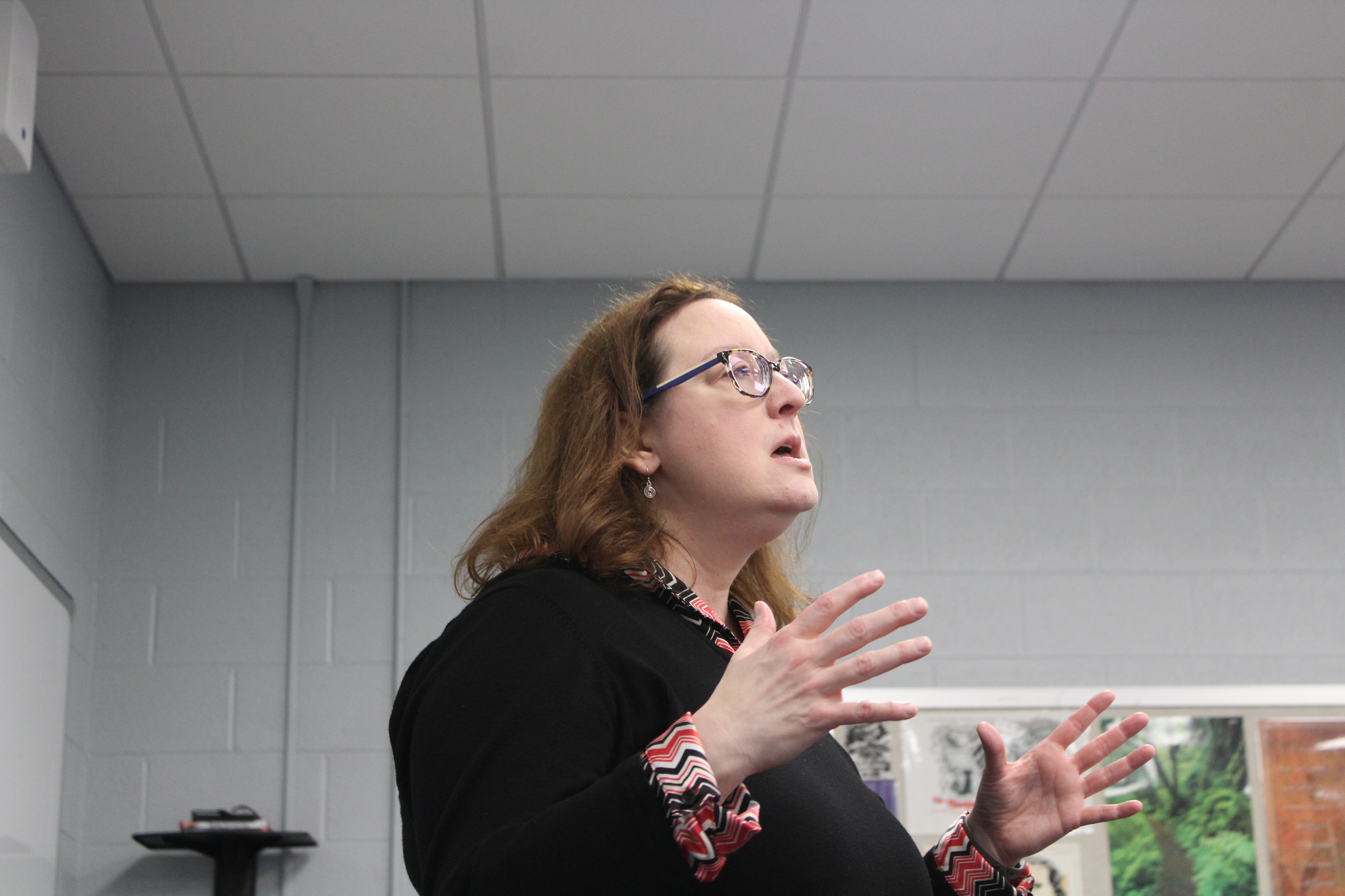 Sisson reminds students to be women of integrity