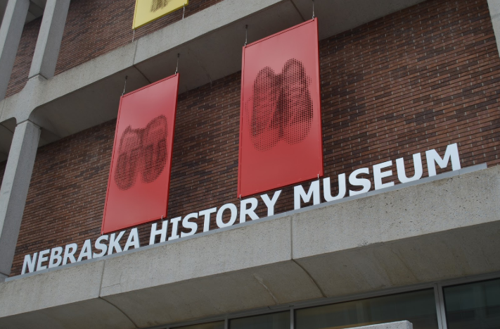 Students celebrate anniversary of 19th Amendment at Nebraska History Museum
