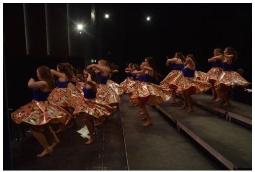 Show Choir Girls ‘Don’t Worry ‘Bout a Thing’ in COVID