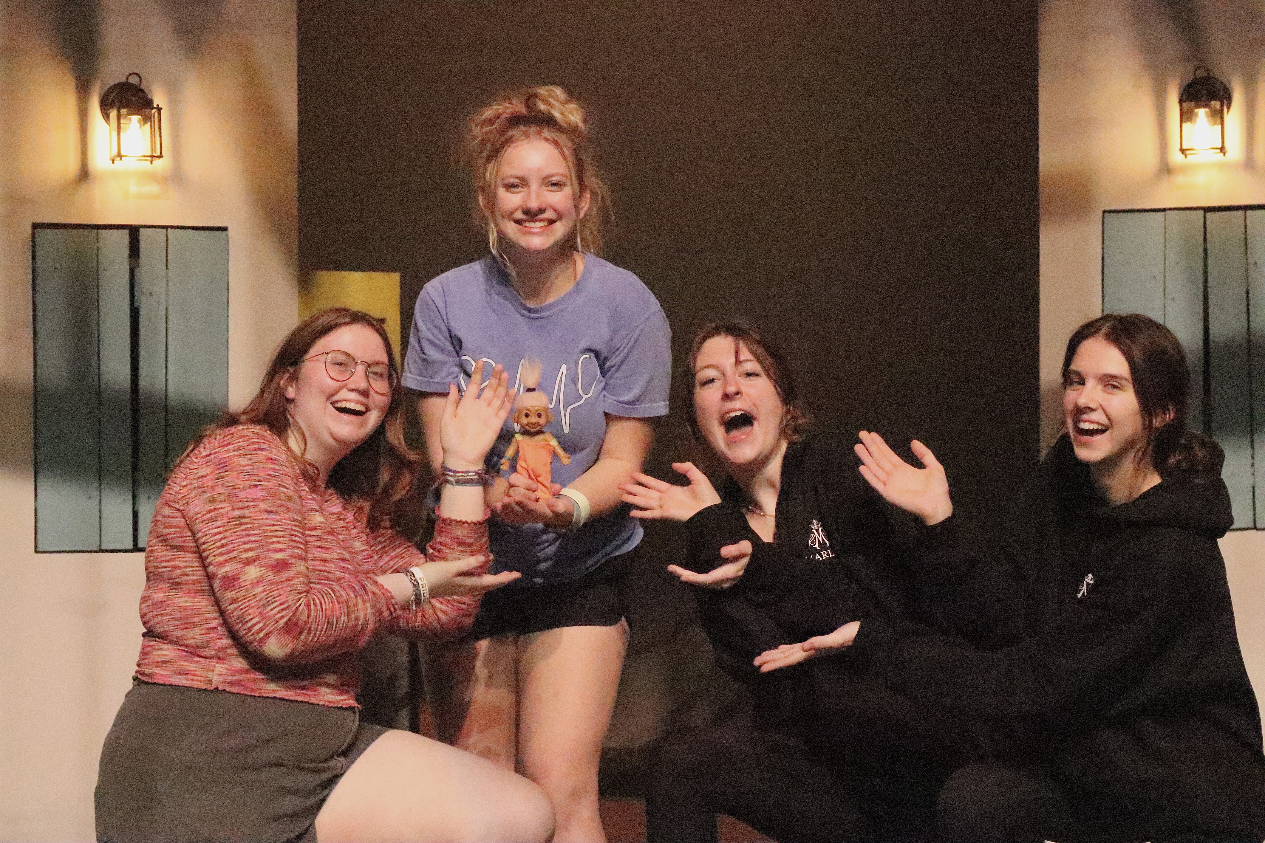 Student stage managers bring ‘Mamma Mia!’ to life behind the scenes